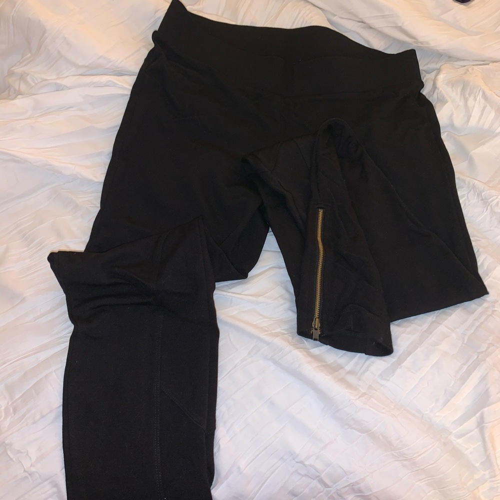 Cabi Leggings